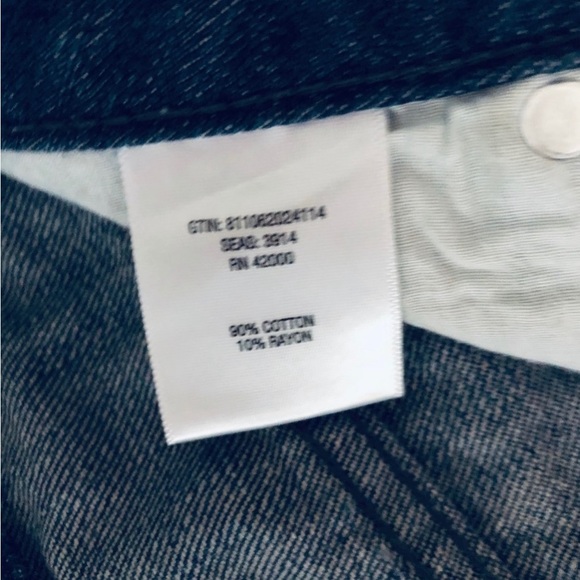 Adam Levine Collection Cutoff Denim Shorts Aztec Design - Picture 7 of 9